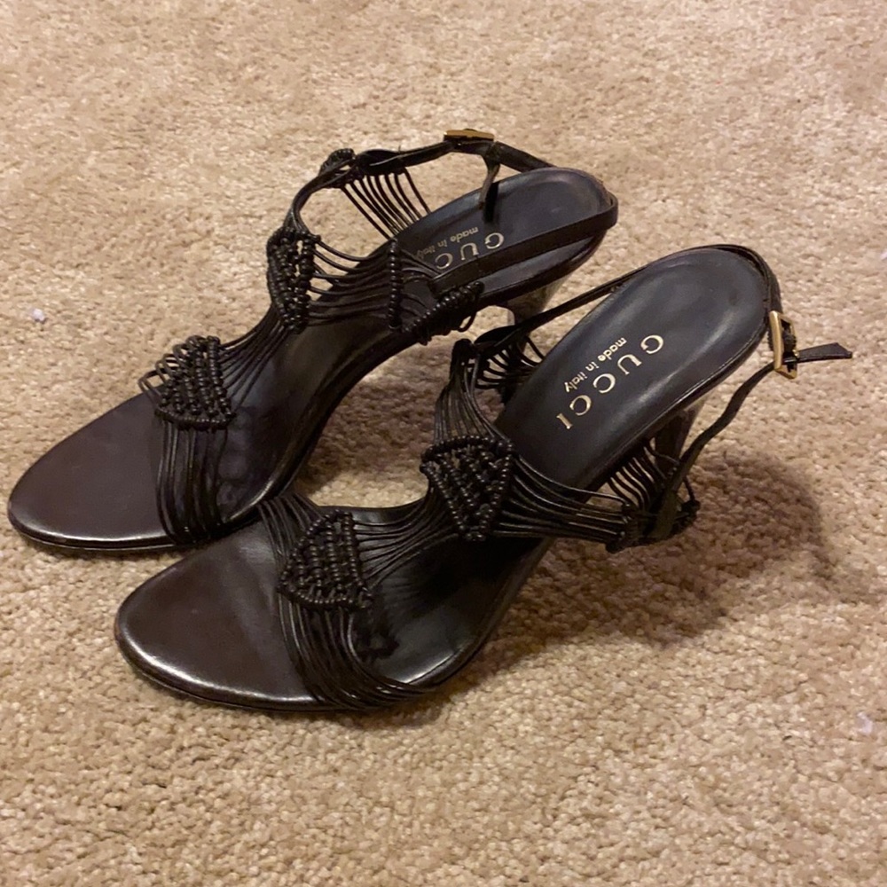 Authentic Gucci brown leather vintage sandals 7.5
